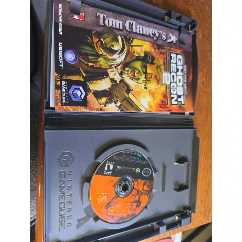 Tom Clancy's Ghost Recon 2 (Nintendo GameCube, 2005) Game + Manual
